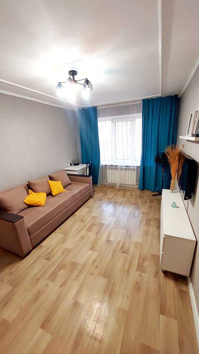 Продается квартира Алматы, Бостандыкский р-н, Жарокова, 169 фото 1 Продается квартира Алматы, Бостандыкский р-н, Жарокова, 169 фото 1