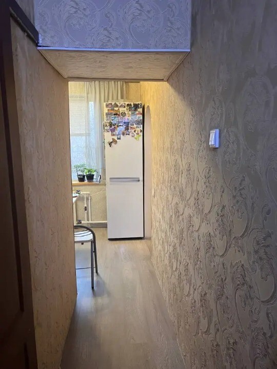 3-��������� �������� � 43.3 �² � 5/5 ����, ������� ������ 221 � ����������� ���� 1