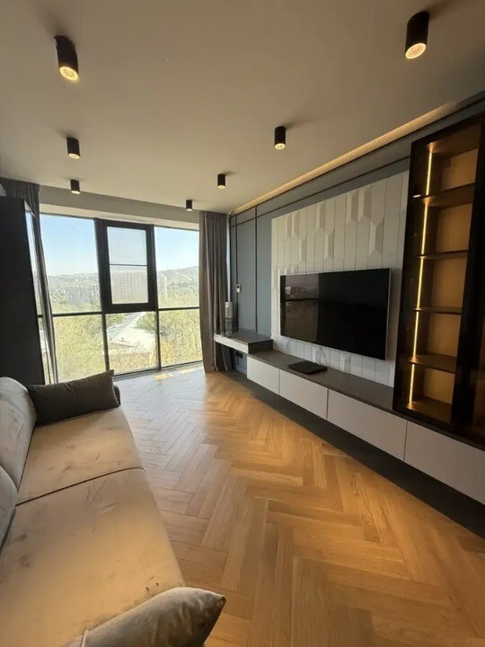 Продается квартира Алматы, Медеуский р-н, Кармысова, 84/2 фото 1 Продается квартира Алматы, Медеуский р-н, Кармысова, 84/2 фото 1