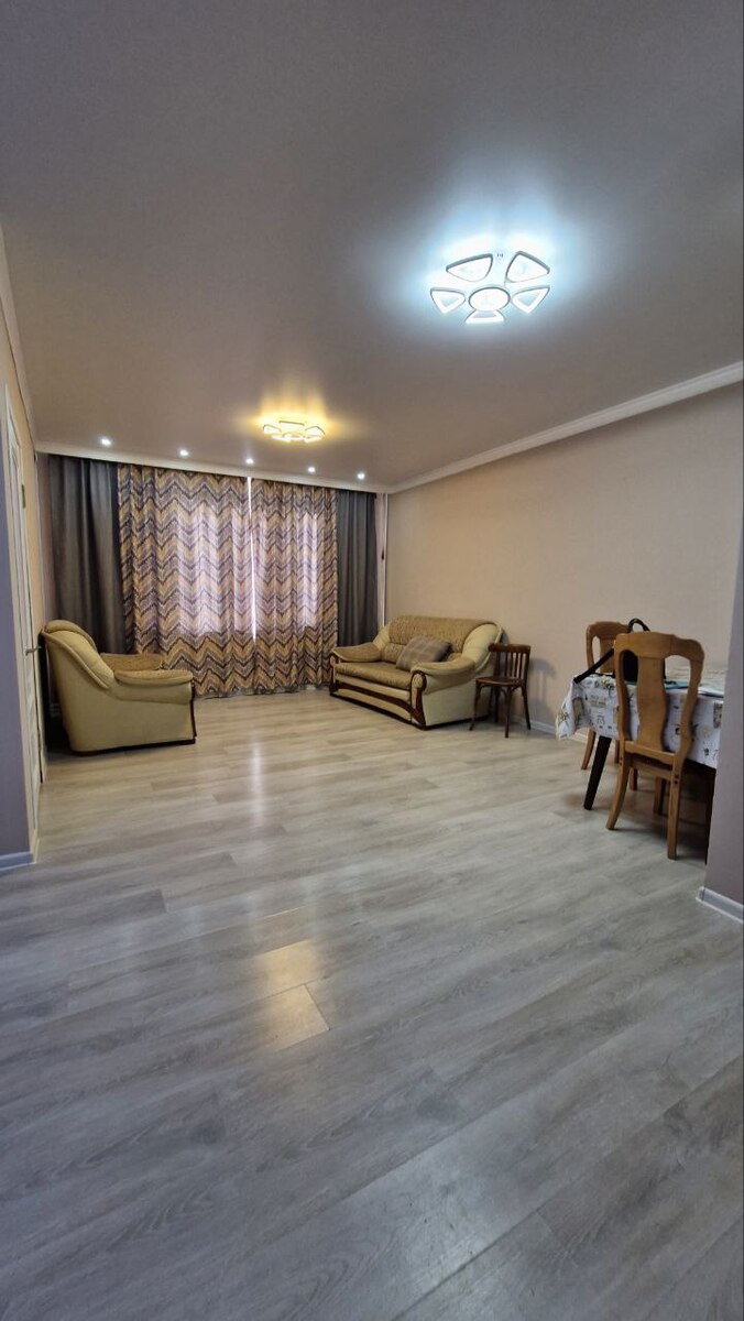 2-��������� �������� � 55 �² � 3/9 ����, ���������� ����� 160 � �������� ������� ���� 1