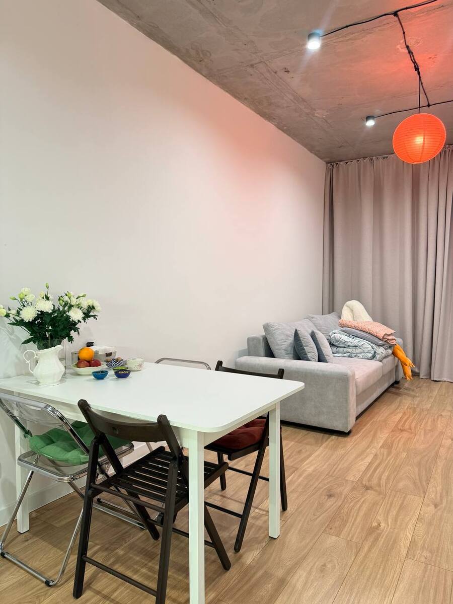 Продается квартира Алматы, Алмалинский р-н, Сейфуллина, 416 фото 1 Продается квартира Алматы, Алмалинский р-н, Сейфуллина, 416 фото 1