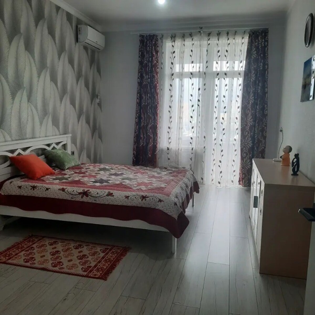 2-��������� �������� � 84 �² � 17/18 ����, ����������� 237 � ������� ���� 1