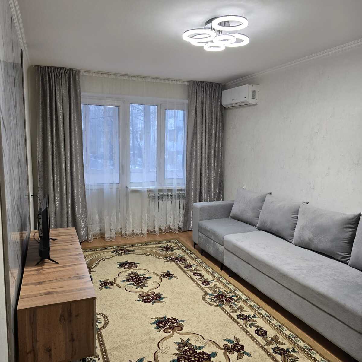 1-��������� �������� � 33 �² � 2/5 ����, ��� ������-2 18 � ��. ���������� ���� 1