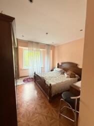 2-��������� �������� � 59.5 �² � 2/5 ����, ��������� 58 � ��������� ��������� ���� 8