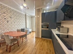 3-��������� �������� � 114 �² � 9/30 ����, ���-������ 9 ���� 19