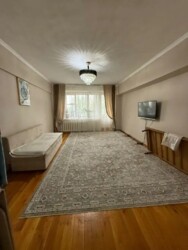 Продается квартира Алматы, Ауэзовский р-н, мкр 11, 3 фото 1 Продается квартира Алматы, Ауэзовский р-н, мкр 11, 3 фото 1