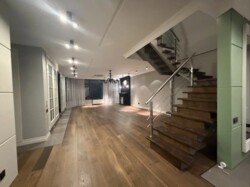 7-��������� �������� � 405 �² � 4/5 ����, ��� ��������� �����, �������� 69� ���� 17