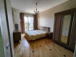 2-��������� �������� � 87 �² � 6/7 ����, ��������� 301 � ���������� - ���������� ���� 6