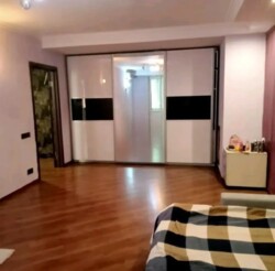 Продается квартира Алматы, Алмалинский р-н, Раймбека, 206 фото 5 Продается квартира Алматы, Алмалинский р-н, Раймбека, 206 фото 5