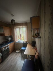 3-��������� �������� � 59.6 �² � 2/5 ����, ��� �������� 294/3 � �������� �������� ���� 5