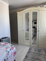 4-��������� �������� � 110 �² � 10/14 ����, ����������� 25 � ����� ����������� ���� 8