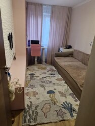 3-��������� �������� � 60 �² � 1/4 ����, ���������� 97 � ���������� �������� ���� 4