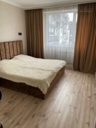 4-��������� �������� � 100 �² � 8/10 ����, ���� �� 285/8 ������ 9 ���� 2