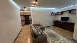 Продается квартира Алматы, Алмалинский р-н, Брусиловского, 163 фото 1 Продается квартира Алматы, Алмалинский р-н, Брусиловского, 163 фото 1