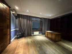 7-��������� �������� � 405 �² � 4/5 ����, ��� ��������� �����, �������� 69� ���� 22