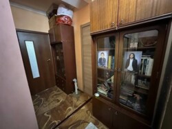 3-��������� �������� � 65 �² � 4/5 ����, ��� �������-2, ����������� 40/1 ���� 11