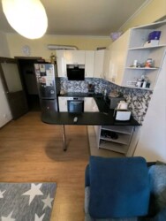 2-��������� �������� � 51.7 �² � 7/12 ����, ���������� 158 � ������� ���� 4