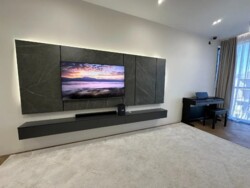 4-��������� �������� � 110 �² � 8/11 ����, ��������� 84/2 ���� 9