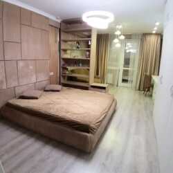 2-��������� �������� � 66.5 �² � 10/12 ����, ���� �� 273/5 ���� 7