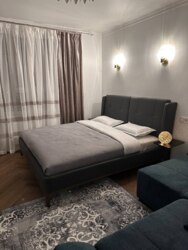 1-��������� �������� � 42.7 �² � 10/12 ����, ������ ����� 165 � ���� - ������ ����� ���� 11