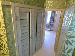 3-��������� �������� � 60 �² � 1/4 ����, ������ 118 � ������ �� ���� 14