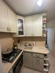 2-��������� �������� � 43 �² � 2/4 ����, ��� ������-1 ���� 8