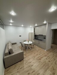 2-��������� �������� � 44 �² � 1/13 ����, ���� �� 189/3 � �������� ���� 8