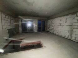 3-��������� �������� � 84 �² � 1/4 ����, ��� �����, ������� 24/1-24/10 ���� 3