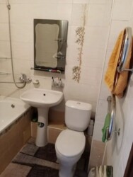 2-��������� �������� � 47.7 �² � 2/4 ����, ��� �2 6 � ����������� �������� ���� 8