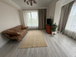 2-��������� �������� � 68 �² � 3/10 ����, ������� 218 ���� 2