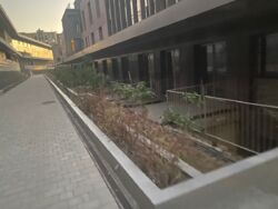 3-��������� �������� � 84 �² � 1/4 ����, ��� �����, ������� 24/1-24/10 ���� 7