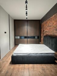 2-��������� �������� � 56.5 �² � 1/13 ����, ���� �� 189/3 � �������� ���� 11