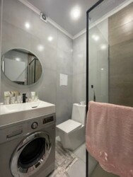 2-��������� �������� � 50 �² � 10/13 ����, ������� 20 � ����������� ������� ���� 4