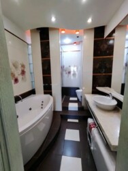 2-��������� �������� � 87 �² � 6/7 ����, ��������� 301 � ���������� - ���������� ���� 10