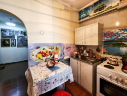 1-��������� �������� � 33 �² � 5/5 ����, ��� ��������, ��. ���-������ 77 ���� 7