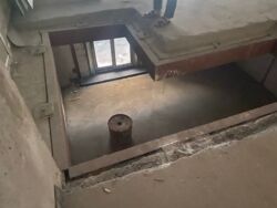 3-��������� �������� � 84 �² � 1/4 ����, ��� �����, ������� 24/1-24/10 ���� 14