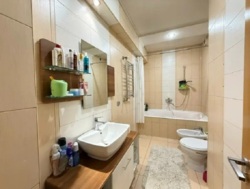 Продается квартира Алматы, Ауэзовский р-н, Мустай Карима, ул., 12/16 фото 13 Продается квартира Алматы, Ауэзовский р-н, Мустай Карима, ул., 12/16 фото 13