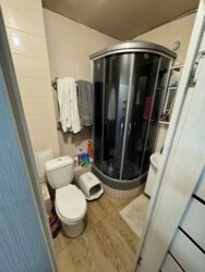 2-��������� �������� � 42 �² � 4/4 ����, ��� �1 ���� 6