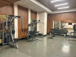 3-��������� �������� � 114 �² � 9/30 ����, ���-������ 9 ���� 11