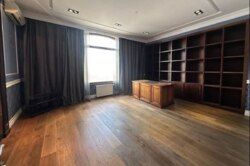 7-��������� �������� � 405 �² � 4/5 ����, ��� ��������� �����, �������� 69� ���� 42