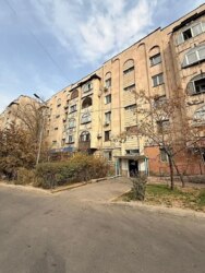 1-��������� �������� � 32 �² � 3/5 ����, ����� 65 ���� 4