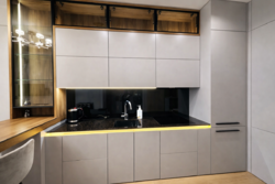 2-��������� �������� � 52 �² � 3/4 ����, ��� �����, ������� 24/1-24/10 � �������� ���� 8