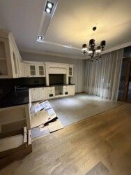 7-��������� �������� � 405 �² � 4/5 ����, ��� ��������� �����, �������� 69� ���� 13