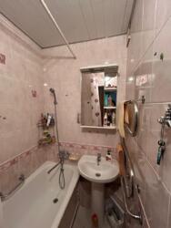 3-��������� �������� � 60 �² � 4/4 ����, ������ ���� 28 � ��������� ���� 18