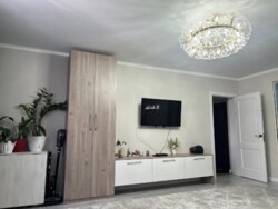 2-комнатная квартира · 55 м² · 8/9 этаж, мкр Тастак-2, Брусиловского 28 — Райымбека фото 3 2-комнатная квартира · 55 м² · 8/9 этаж, мкр Тастак-2, Брусиловского 28 — Райымбека фото 3