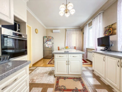 Продается квартира Алматы, Бостандыкский р-н, Навои, 208/8 фото 3 Продается квартира Алматы, Бостандыкский р-н, Навои, 208/8 фото 3