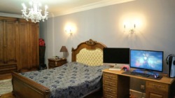 8-��������� �������� � 341 �² � 7/8 ���� �� 380 ��� 〒 ���� 37