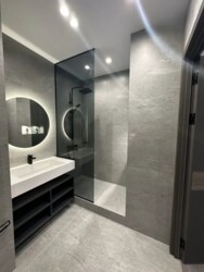 2-��������� �������� � 88.5 �² � 3/3 ����, ��� �������� (���������), �������� ������� 42/7 ���� 10