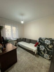 3-��������� �������� � 54 �² � 4/4 ����, ��� �10 � �������� ����������� ���� 3