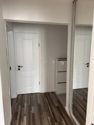 3-��������� �������� � 61 �² � 4/4 ����, ��� ������-2������-2 ���� 13